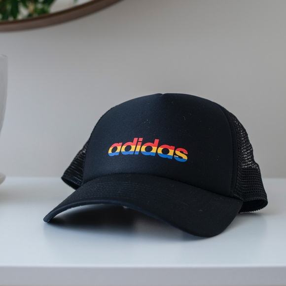 Adidas SnapBack hat - Picture 2 of 5